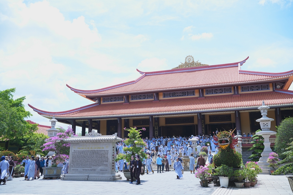 HÀNH HƯƠNG CÚNG DƯỜNG BỐN TRƯỜNG HẠ PL.2570-DL.2026 | CHÙA HOẰNG PHÁP.