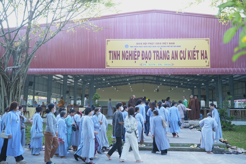 HÀNH HƯƠNG CÚNG DƯỜNG BỐN TRƯỜNG HẠ PL.2570-DL.2026 | CHÙA HOẰNG PHÁP.