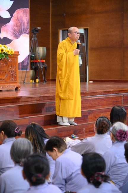 One-Day Practice | Hoang Phap Pagoda.