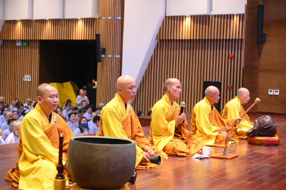 One-Day Practice | Hoang Phap Pagoda.