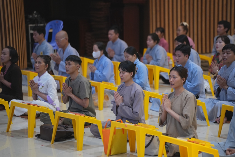 Repentance Ceremony (June 30th, Year of the Horse) | Hoang Phap Pagoda.