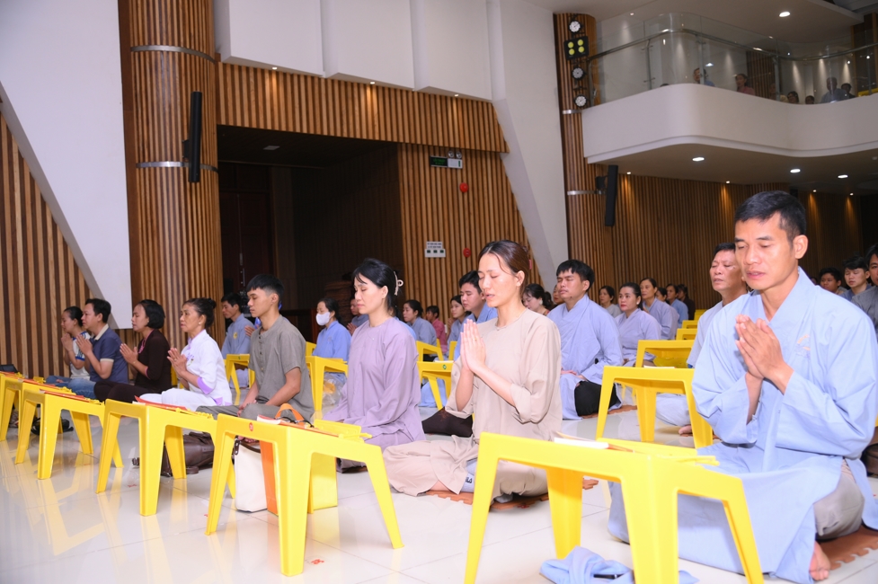 Repentance Ceremony (June 30th, Year of the Horse) | Hoang Phap Pagoda.