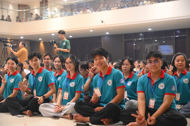 ĐÊM NHẠC HỘI “KHÚC VU LAN” TRƯỚC THỀM KHÓA TU SINH VIÊN HƯỚNG VỀ PHẬT PHÁP.