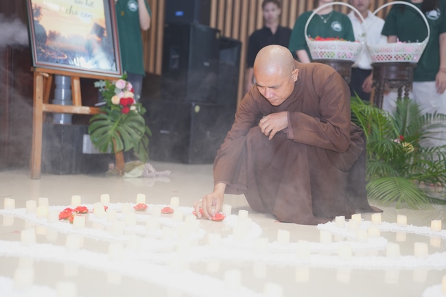 ĐÊM NHẠC HỘI “KHÚC VU LAN” TRƯỚC THỀM KHÓA TU SINH VIÊN HƯỚNG VỀ PHẬT PHÁP.