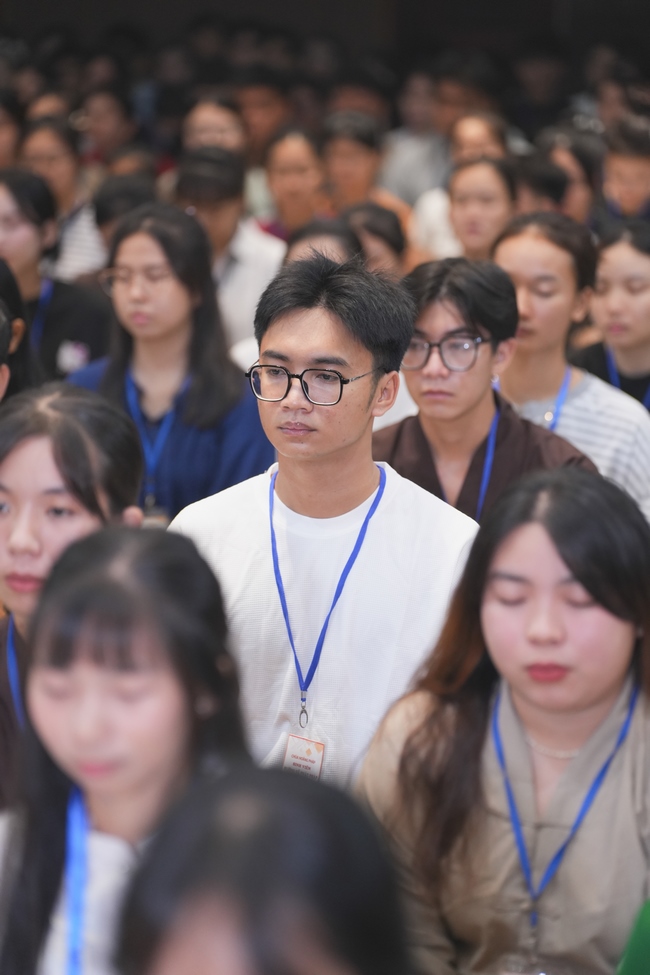 ĐÊM NHẠC HỘI “KHÚC VU LAN” TRƯỚC THỀM KHÓA TU SINH VIÊN HƯỚNG VỀ PHẬT PHÁP.