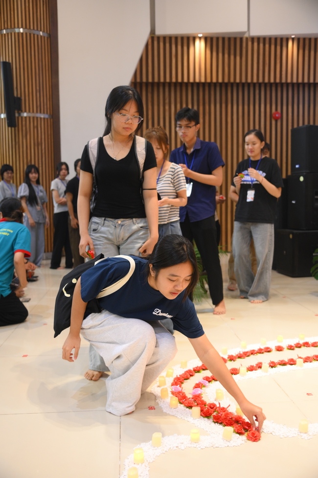 ĐÊM NHẠC HỘI “KHÚC VU LAN” TRƯỚC THỀM KHÓA TU SINH VIÊN HƯỚNG VỀ PHẬT PHÁP.