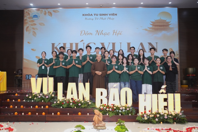 ĐÊM NHẠC HỘI “KHÚC VU LAN” TRƯỚC THỀM KHÓA TU SINH VIÊN HƯỚNG VỀ PHẬT PHÁP.