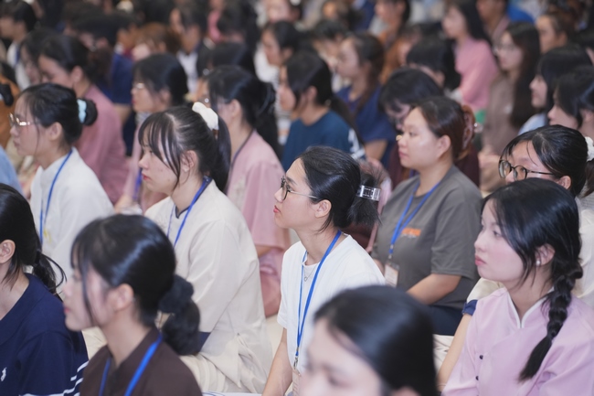 ĐÊM NHẠC HỘI “KHÚC VU LAN” TRƯỚC THỀM KHÓA TU SINH VIÊN HƯỚNG VỀ PHẬT PHÁP.