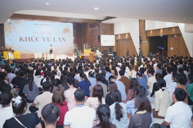 ĐÊM NHẠC HỘI “KHÚC VU LAN” TRƯỚC THỀM KHÓA TU SINH VIÊN HƯỚNG VỀ PHẬT PHÁP.