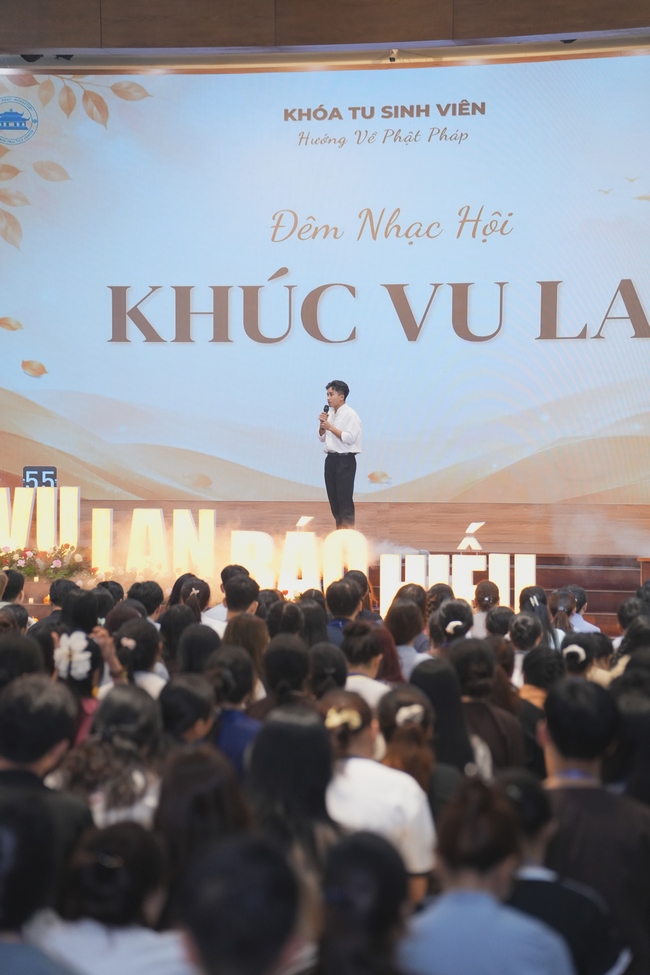 ĐÊM NHẠC HỘI “KHÚC VU LAN” TRƯỚC THỀM KHÓA TU SINH VIÊN HƯỚNG VỀ PHẬT PHÁP.
