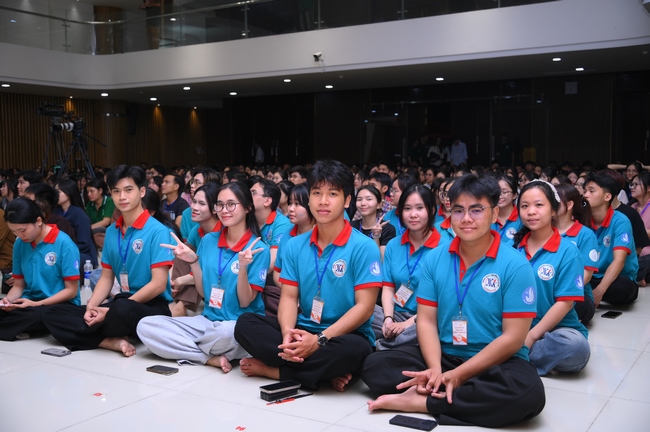 ĐÊM NHẠC HỘI “KHÚC VU LAN” TRƯỚC THỀM KHÓA TU SINH VIÊN HƯỚNG VỀ PHẬT PHÁP.