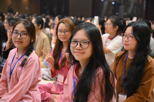 ĐÊM NHẠC HỘI “KHÚC VU LAN” TRƯỚC THỀM KHÓA TU SINH VIÊN HƯỚNG VỀ PHẬT PHÁP.