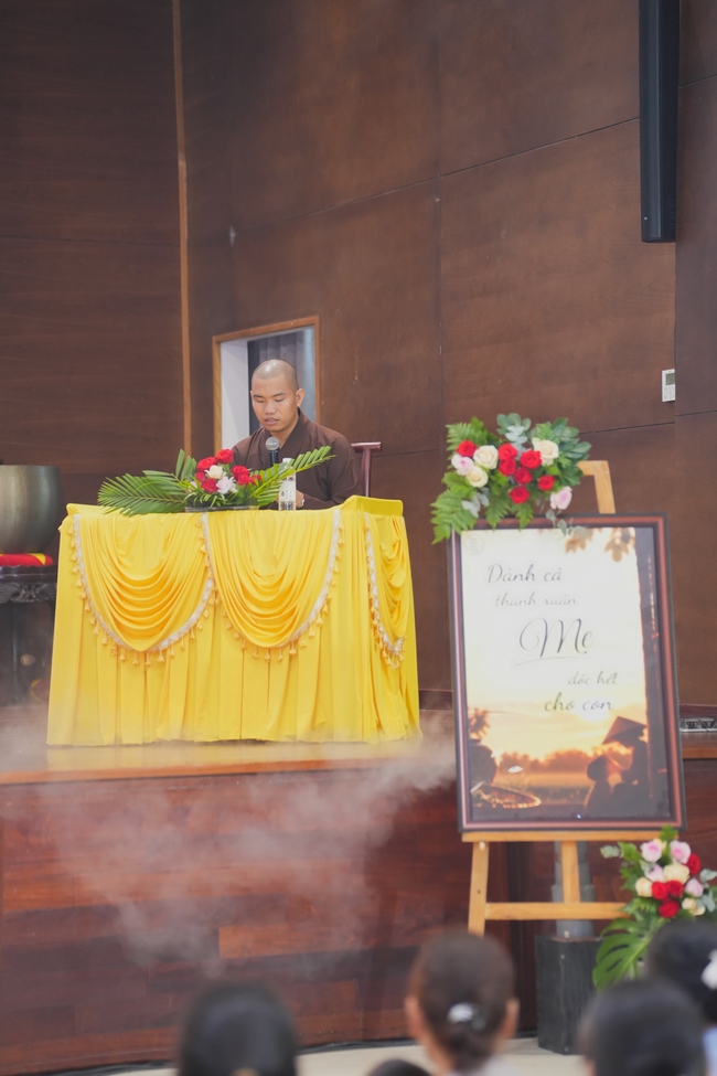 ĐÊM NHẠC HỘI “KHÚC VU LAN” TRƯỚC THỀM KHÓA TU SINH VIÊN HƯỚNG VỀ PHẬT PHÁP.