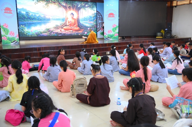 Khoá tu thiếu nhi “Em Về Bên Phật” Lần thứ 77.