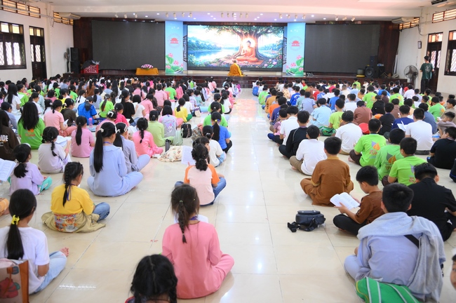 Khoá tu thiếu nhi “Em Về Bên Phật” Lần thứ 77.