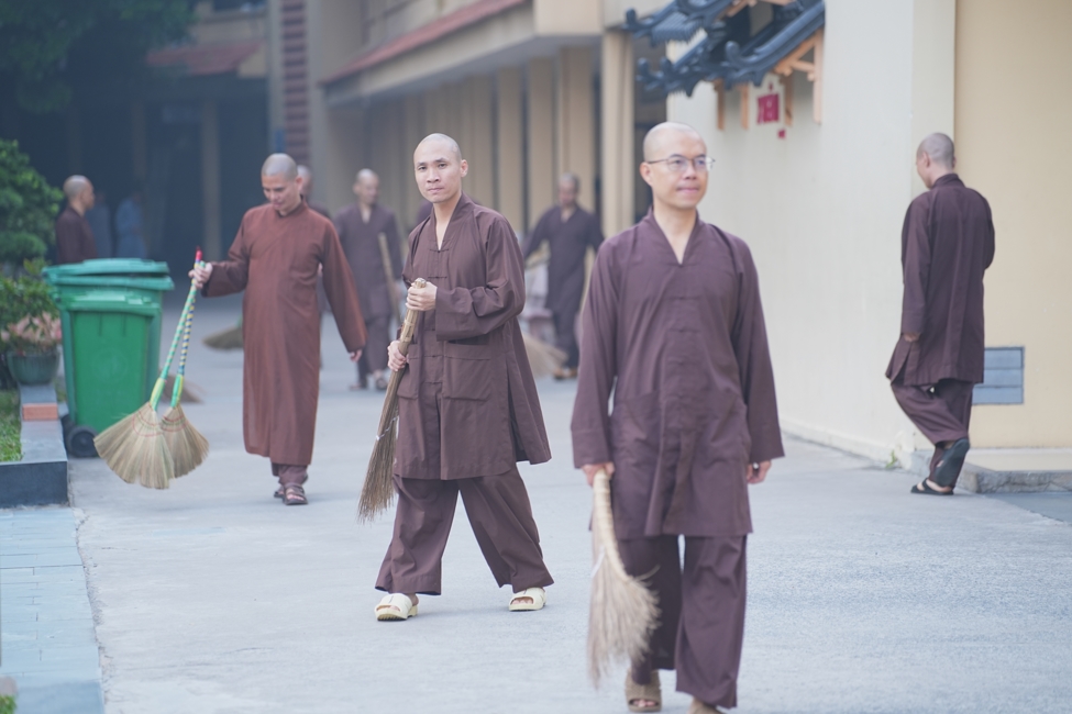 Ba tháng An cư kiết hạ đã trưởng dưỡng nếp sống thanh tịnh dưới mái Chùa Hoằng Pháp | PL.2570-DL.2026.