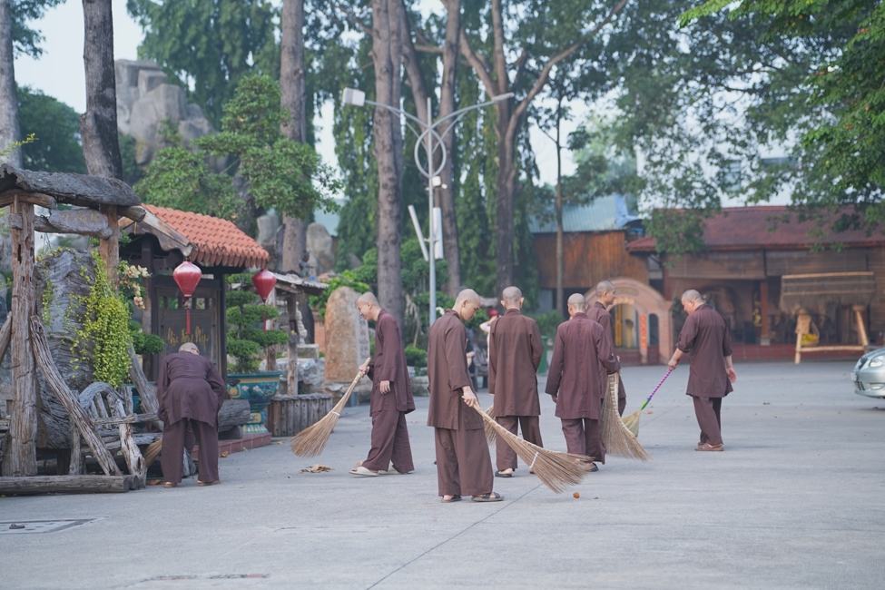 Ba tháng An cư kiết hạ đã trưởng dưỡng nếp sống thanh tịnh dưới mái Chùa Hoằng Pháp | PL.2570-DL.2026.