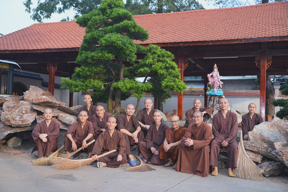 Ba tháng An cư kiết hạ đã trưởng dưỡng nếp sống thanh tịnh dưới mái Chùa Hoằng Pháp | PL.2570-DL.2026.
