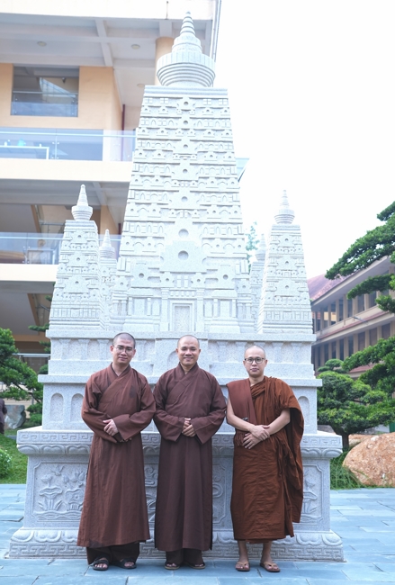 Ba tháng An cư kiết hạ đã trưởng dưỡng nếp sống thanh tịnh dưới mái Chùa Hoằng Pháp | PL.2570-DL.2026.
