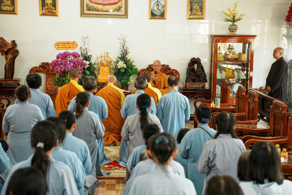 ĐẠO TRÀNG MINH CHẤT TRANG NGHIÊM TỔ CHỨC KHÓA TU “NIỆM PHẬT” LẦN THỨ 6 – NĂM 2026.