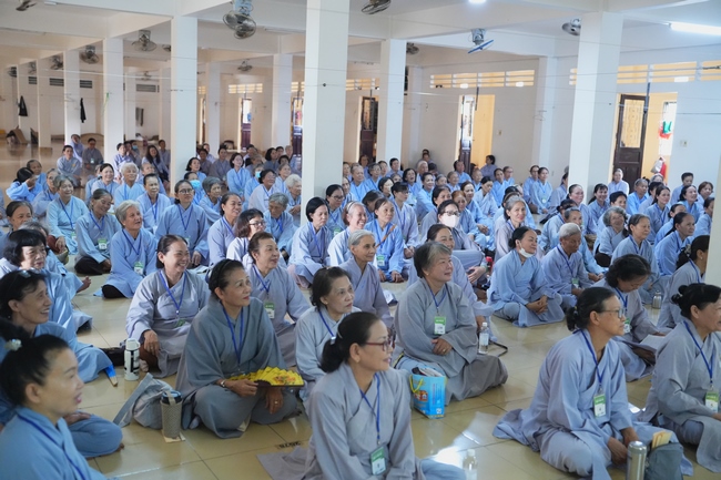 Pháp thoại Điều Gì Đưa Đến Thành Công - Điều Gì Dẫn Đến Bại Vong - NS. Thích Nữ Hiếu Liên | Khoá tu Phật thất 109.
