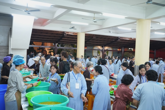 Pháp thoại Điều Gì Đưa Đến Thành Công - Điều Gì Dẫn Đến Bại Vong - NS. Thích Nữ Hiếu Liên | Khoá tu Phật thất 109.