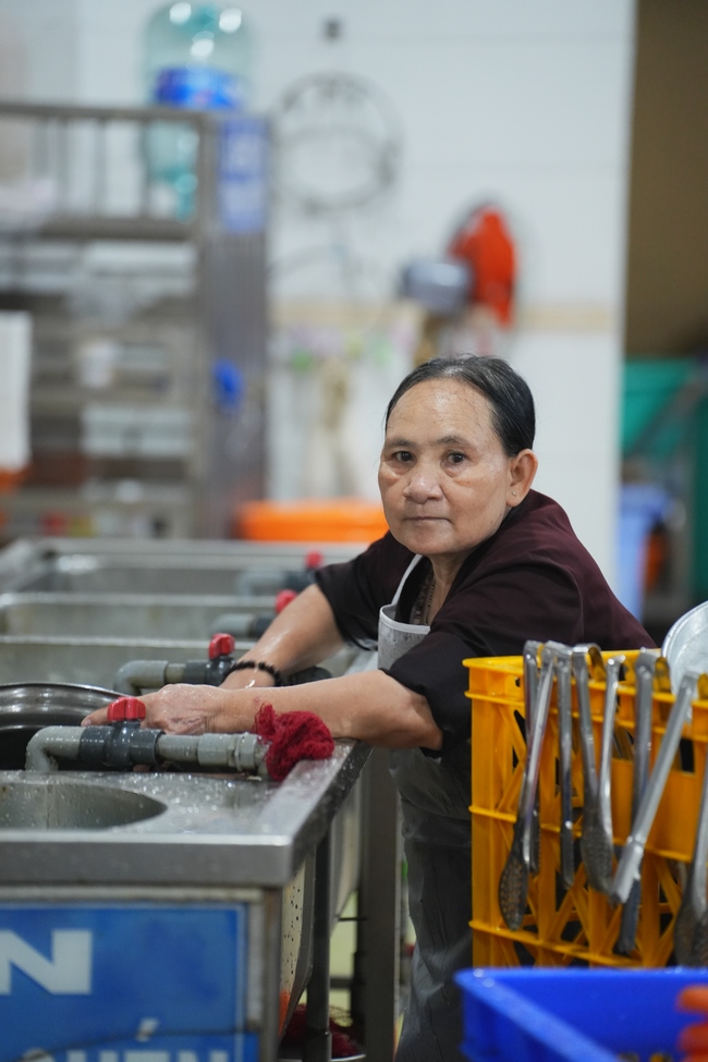Pháp thoại Điều Gì Đưa Đến Thành Công - Điều Gì Dẫn Đến Bại Vong - NS. Thích Nữ Hiếu Liên | Khoá tu Phật thất 109.