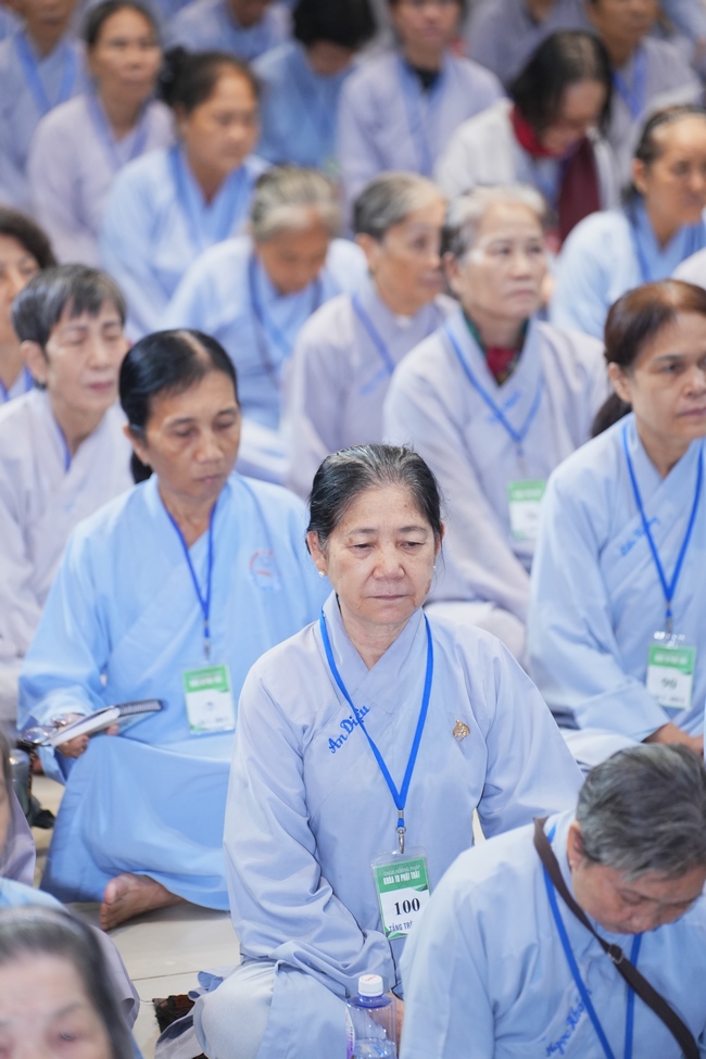 Pháp thoại Điều Gì Đưa Đến Thành Công - Điều Gì Dẫn Đến Bại Vong - NS. Thích Nữ Hiếu Liên | Khoá tu Phật thất 109.