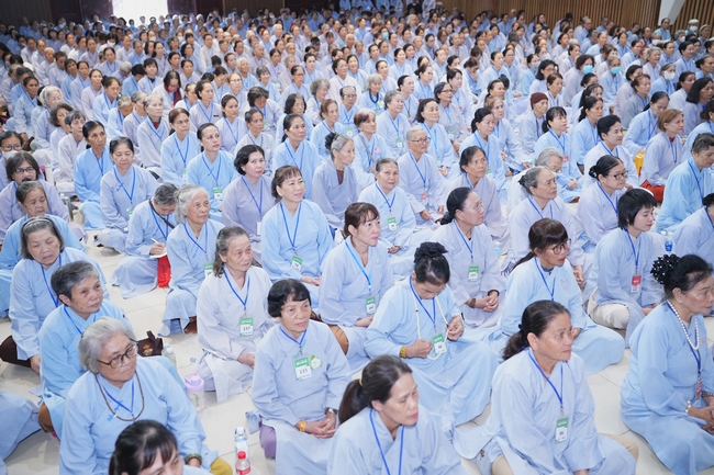 Pháp thoại Điều Gì Đưa Đến Thành Công - Điều Gì Dẫn Đến Bại Vong - NS. Thích Nữ Hiếu Liên | Khoá tu Phật thất 109.