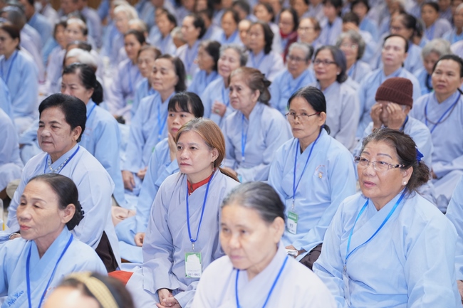 Pháp thoại Điều Gì Đưa Đến Thành Công - Điều Gì Dẫn Đến Bại Vong - NS. Thích Nữ Hiếu Liên | Khoá tu Phật thất 109.