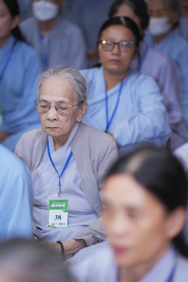 Pháp thoại Điều Gì Đưa Đến Thành Công - Điều Gì Dẫn Đến Bại Vong - NS. Thích Nữ Hiếu Liên | Khoá tu Phật thất 109.