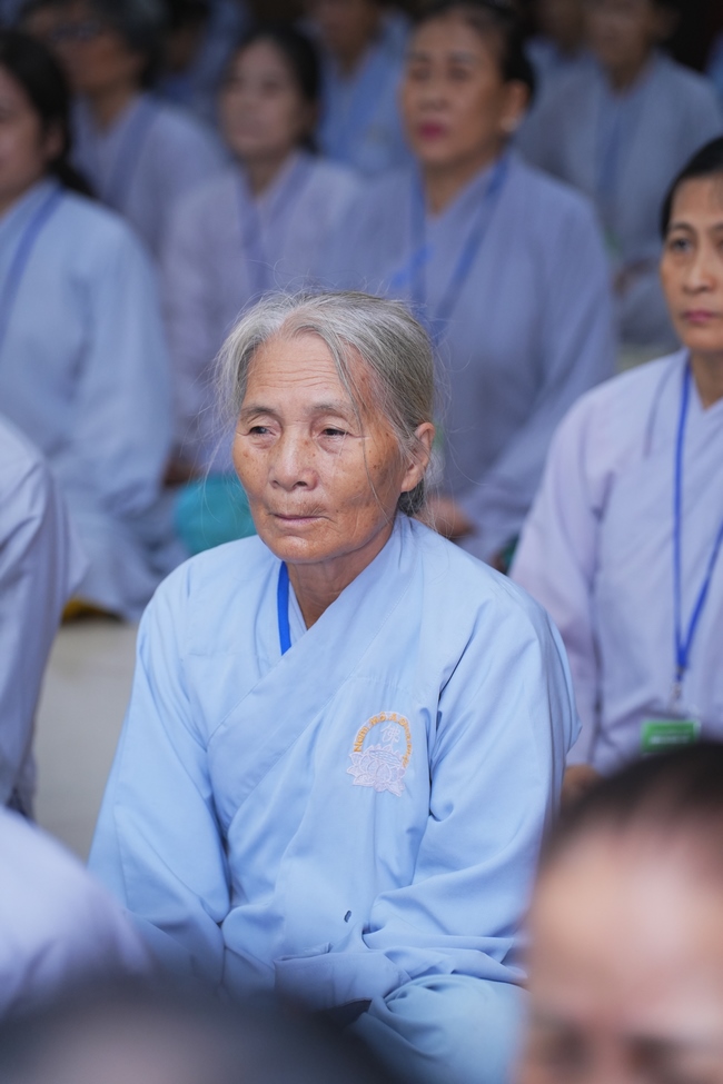 Pháp thoại Điều Gì Đưa Đến Thành Công - Điều Gì Dẫn Đến Bại Vong - NS. Thích Nữ Hiếu Liên | Khoá tu Phật thất 109.