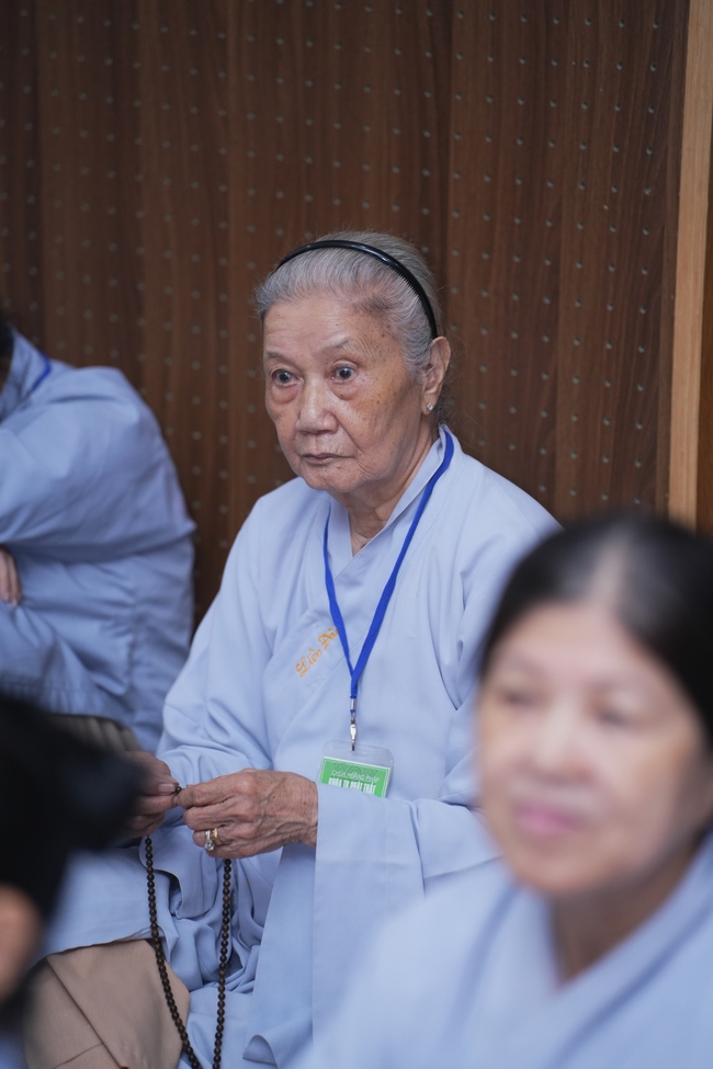 Pháp thoại Điều Gì Đưa Đến Thành Công - Điều Gì Dẫn Đến Bại Vong - NS. Thích Nữ Hiếu Liên | Khoá tu Phật thất 109.