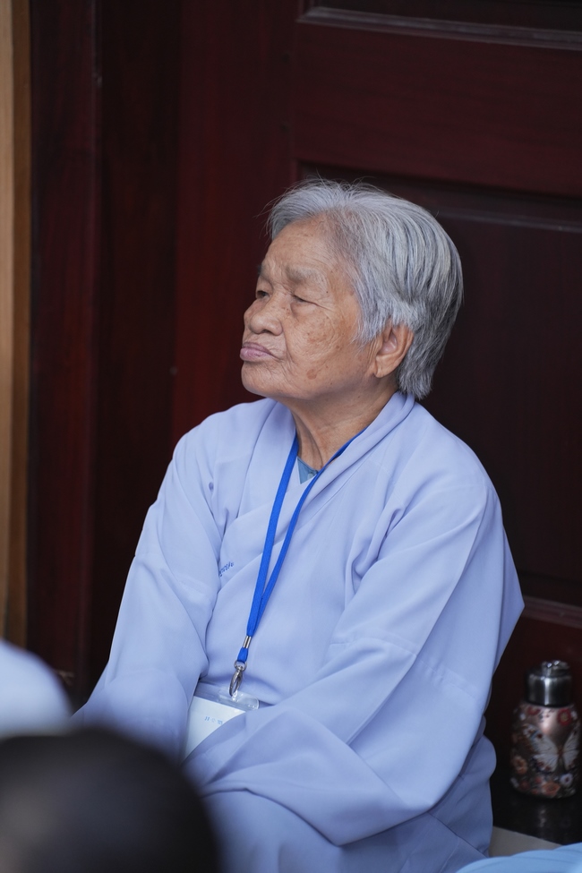 Pháp thoại Điều Gì Đưa Đến Thành Công - Điều Gì Dẫn Đến Bại Vong - NS. Thích Nữ Hiếu Liên | Khoá tu Phật thất 109.
