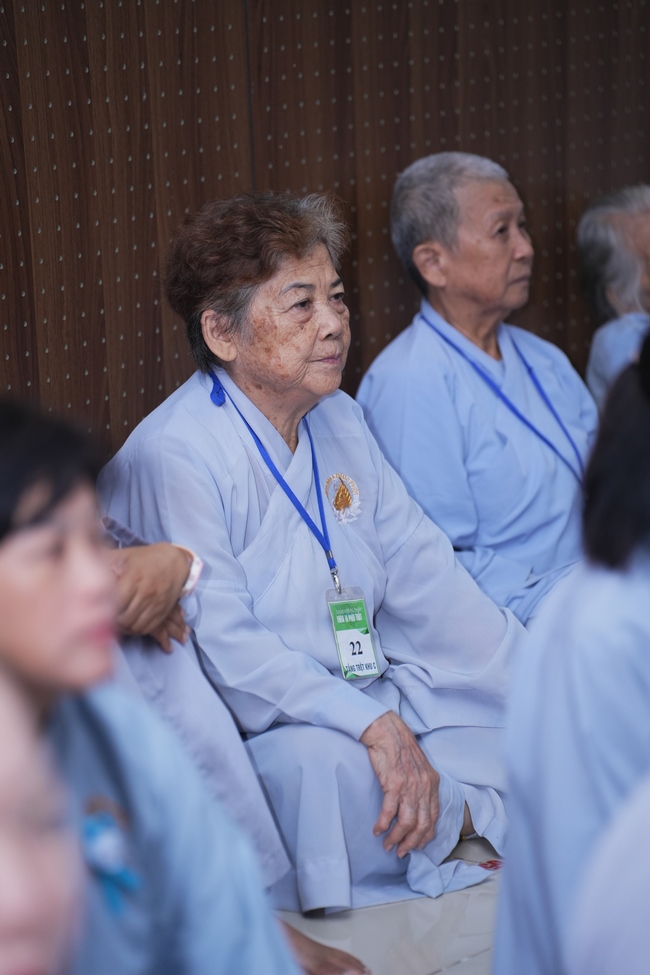 Pháp thoại Điều Gì Đưa Đến Thành Công - Điều Gì Dẫn Đến Bại Vong - NS. Thích Nữ Hiếu Liên | Khoá tu Phật thất 109.
