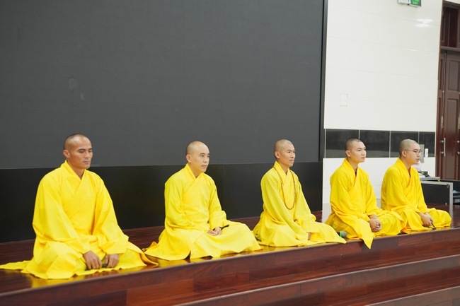 Pháp thoại Điều Gì Đưa Đến Thành Công - Điều Gì Dẫn Đến Bại Vong - NS. Thích Nữ Hiếu Liên | Khoá tu Phật thất 109.