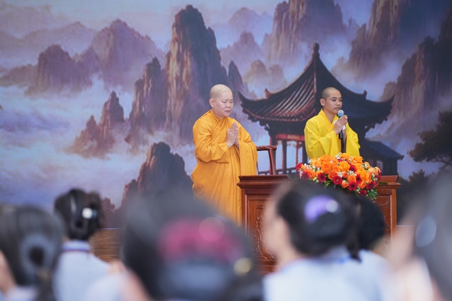 Pháp thoại Điều Gì Đưa Đến Thành Công - Điều Gì Dẫn Đến Bại Vong - NS. Thích Nữ Hiếu Liên | Khoá tu Phật thất 109.