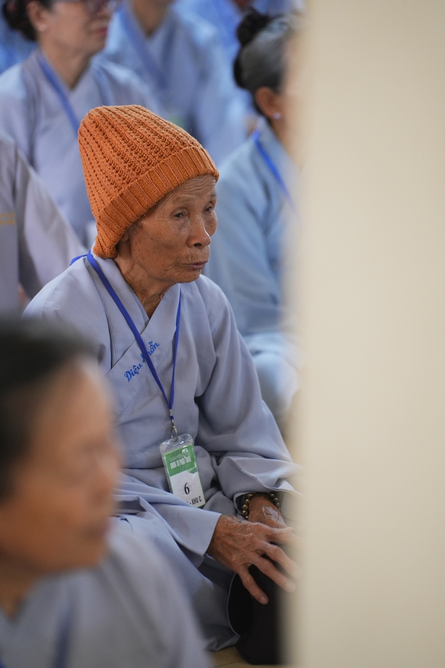 Pháp thoại Điều Gì Đưa Đến Thành Công - Điều Gì Dẫn Đến Bại Vong - NS. Thích Nữ Hiếu Liên | Khoá tu Phật thất 109.