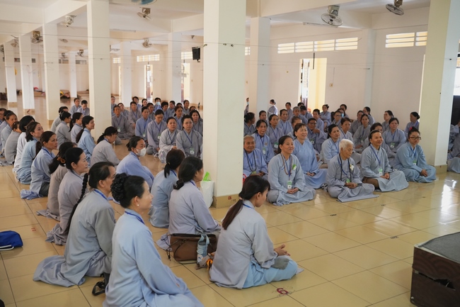 Pháp thoại Điều Gì Đưa Đến Thành Công - Điều Gì Dẫn Đến Bại Vong - NS. Thích Nữ Hiếu Liên | Khoá tu Phật thất 109.