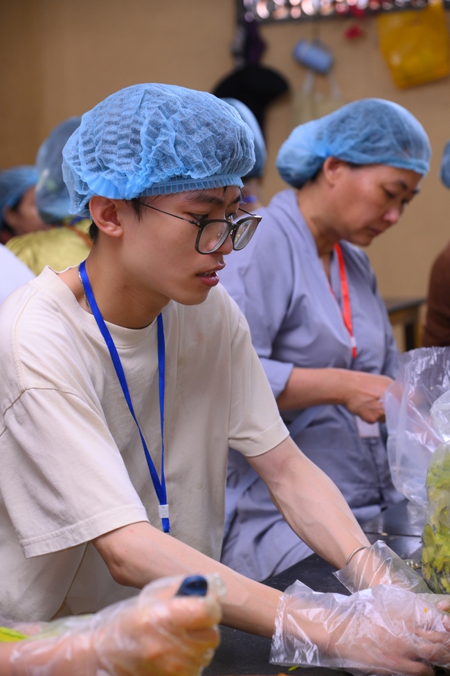 Pháp thoại Cúng Dường Pháp Theo Kinh Phổ Hiền - TT. Thích Pháp Đăng | Khoá tu Phật thất 109.