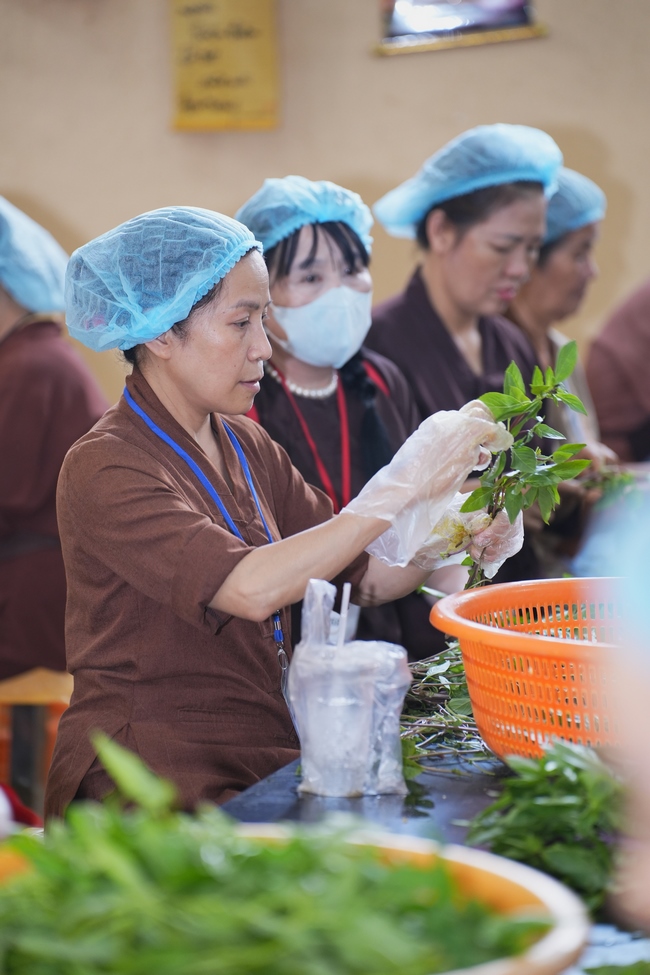 Pháp thoại Cúng Dường Pháp Theo Kinh Phổ Hiền - TT. Thích Pháp Đăng | Khoá tu Phật thất 109.