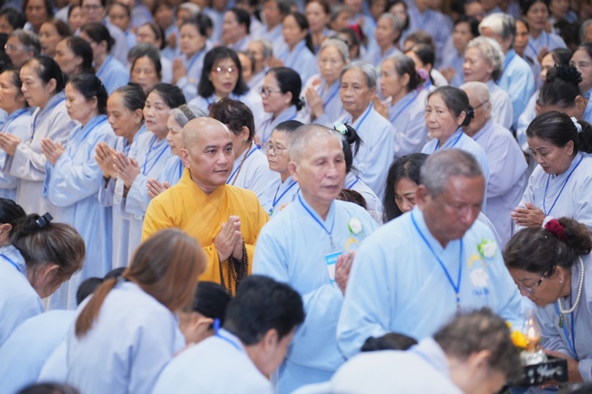 Pháp thoại Cúng Dường Pháp Theo Kinh Phổ Hiền - TT. Thích Pháp Đăng | Khoá tu Phật thất 109.