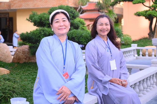 Dharma Talk: The Art of Dharma Gleaning Delivered by Venerable Nun Thich Nu Nhu Lan at the 109th Seven-Day Retreat.