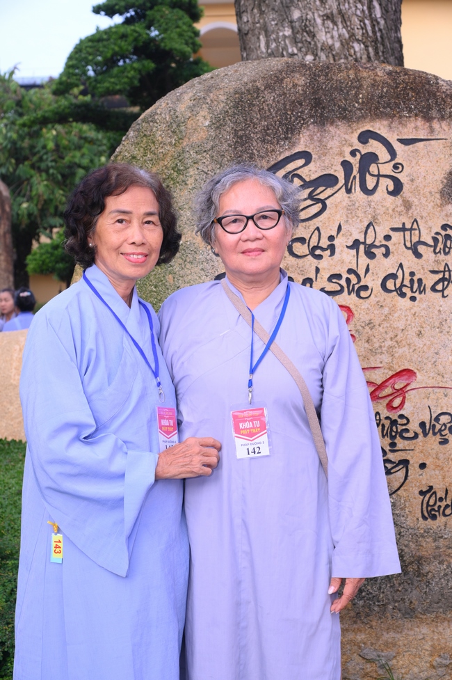 Dharma Talk: The Art of Dharma Gleaning Delivered by Venerable Nun Thich Nu Nhu Lan at the 109th Seven-Day Retreat.