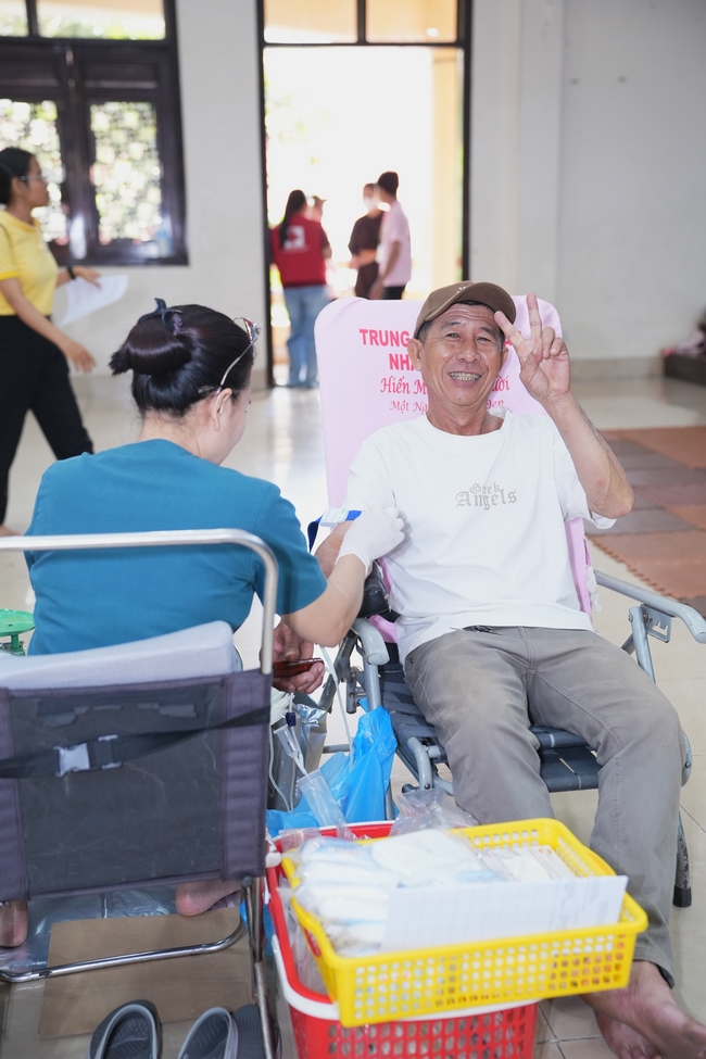 CHƯƠNG TRÌNH HIẾN MÁU NHÂN ĐẠO | CHÙA HOẰNG PHÁP.