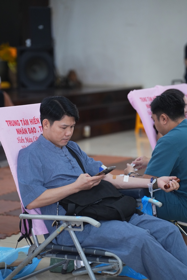 CHƯƠNG TRÌNH HIẾN MÁU NHÂN ĐẠO | CHÙA HOẰNG PHÁP.