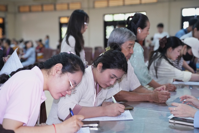CHƯƠNG TRÌNH HIẾN MÁU NHÂN ĐẠO | CHÙA HOẰNG PHÁP.