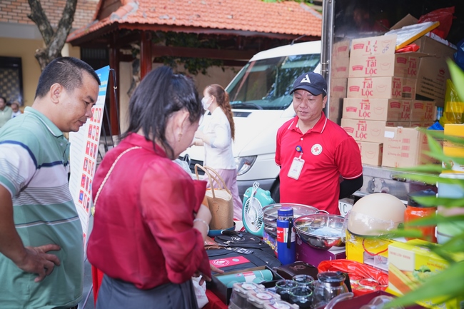 CHƯƠNG TRÌNH HIẾN MÁU NHÂN ĐẠO | CHÙA HOẰNG PHÁP.