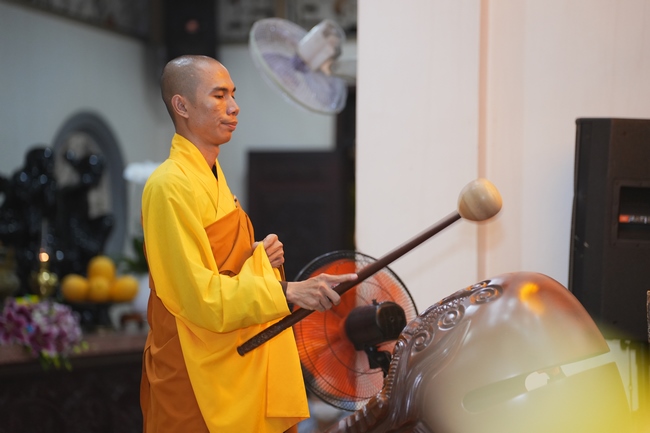 LỄ CẦU NGUYỆN QUỐC THỚI DÂN AN TRONG HAI NGÀY AN TRÍ TÔN TƯỢNG ĐỨC PHẬT BỔN SƯ THÍCH CA MÂU NI | CHÙA HOẰNG PHÁP.