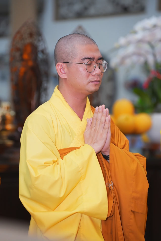 LỄ CẦU NGUYỆN QUỐC THỚI DÂN AN TRONG HAI NGÀY AN TRÍ TÔN TƯỢNG ĐỨC PHẬT BỔN SƯ THÍCH CA MÂU NI | CHÙA HOẰNG PHÁP.